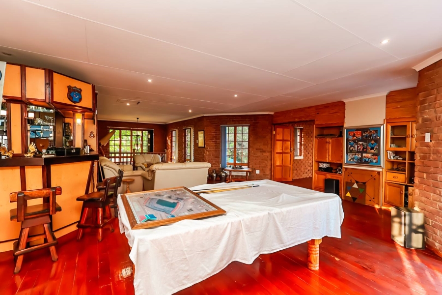 4 Bedroom Property for Sale in Ifafi North West